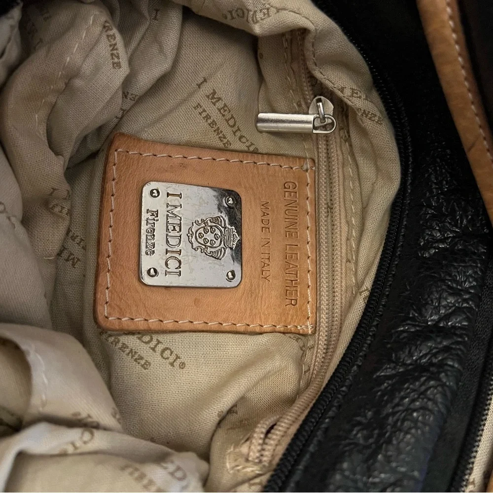 I MEDICI FIRENZE Italian black & tan pebbled leather purse / bag